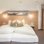 Garni Oetztal & Aparts Гостевой дом Зёльден